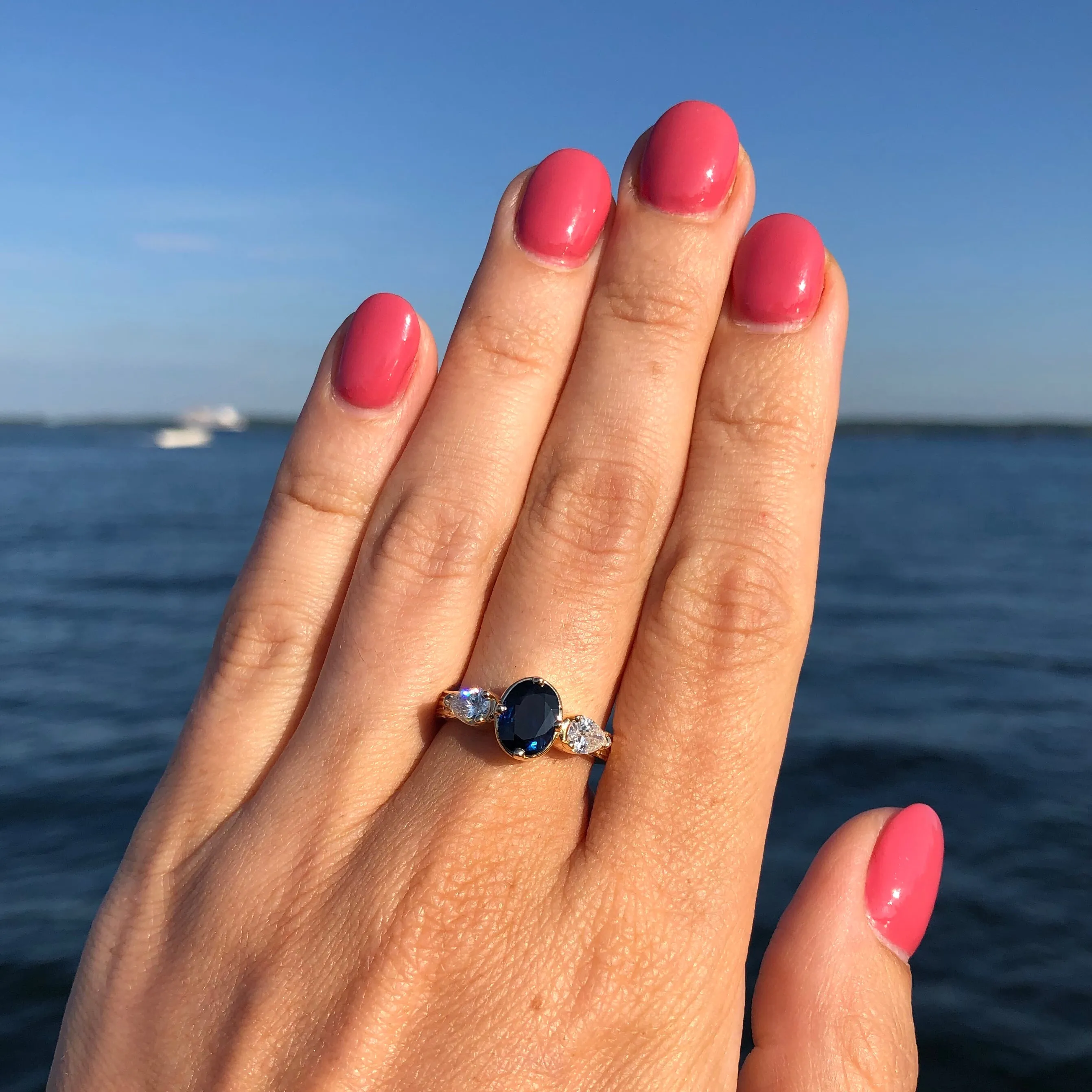 Dark Blue Sapphire & Diamond Ripple Ring in 14K Gold