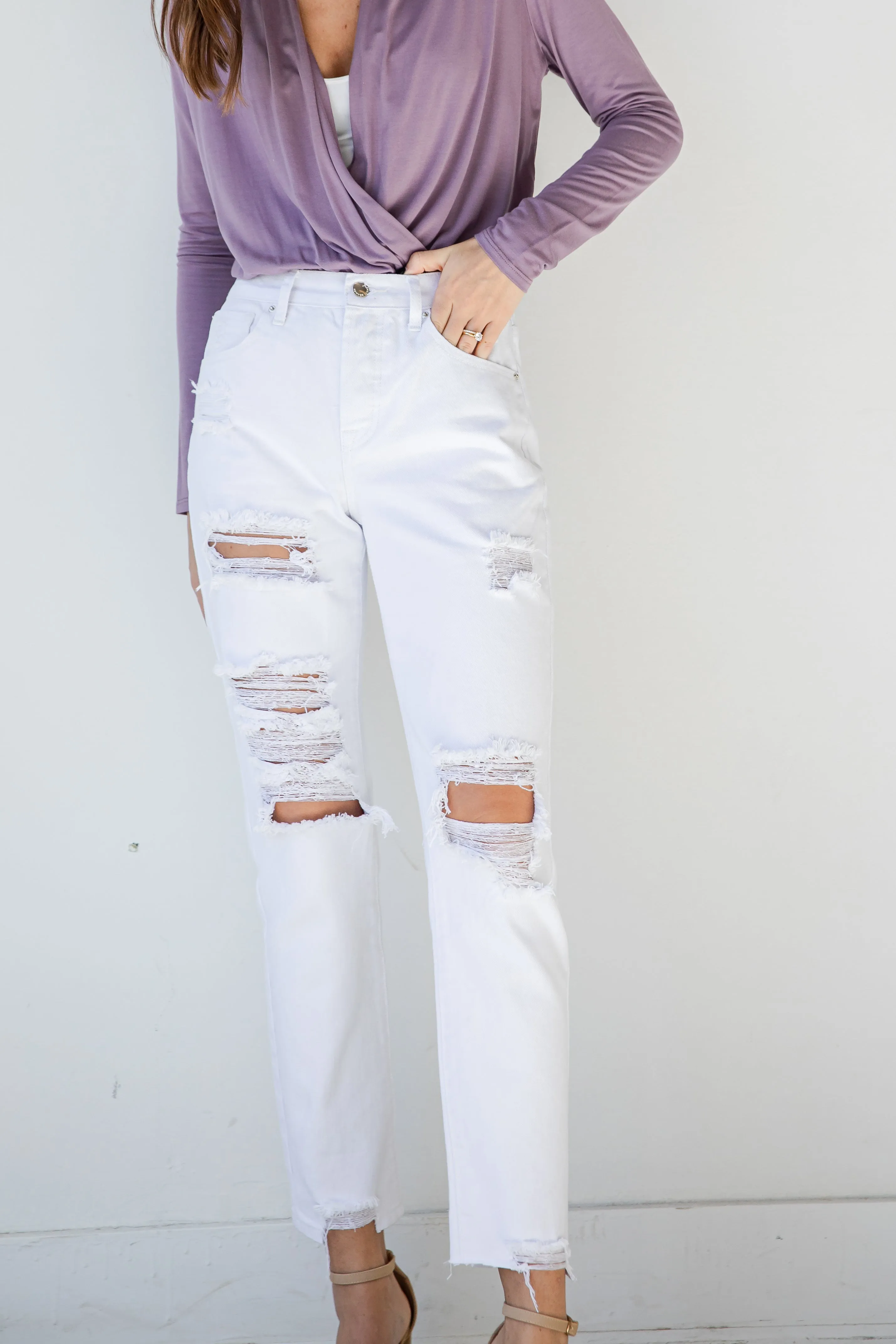 FINAL SALE - Lainey White Distressed Straight Leg Jeans