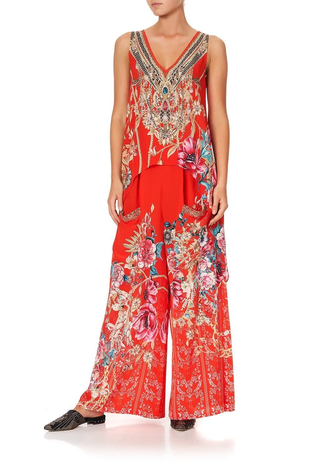 HIGH LOW CROSS OVERLAY TOP AND THE QUEEN WORE RED