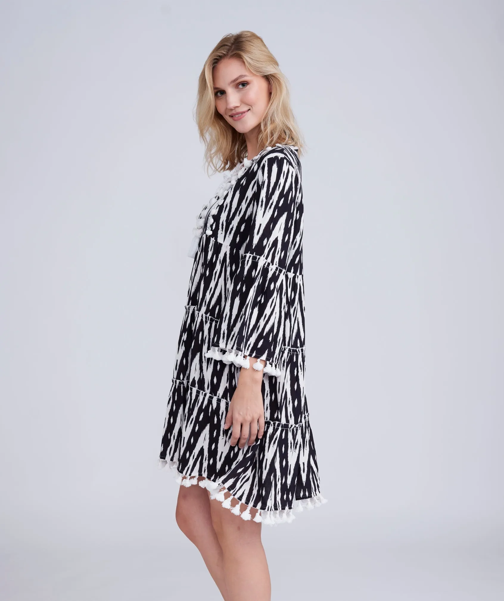 Kova Dress - Black/White