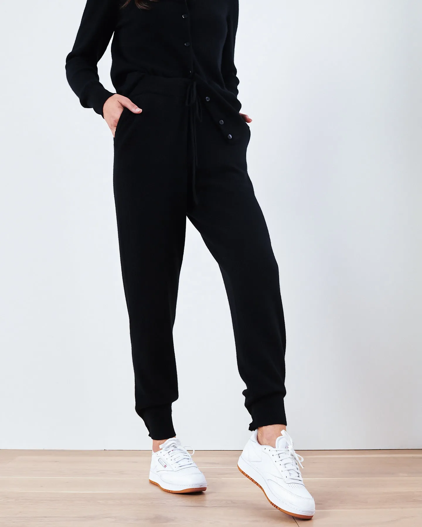 Lightweight Mongolian Cashmere Sweatpants