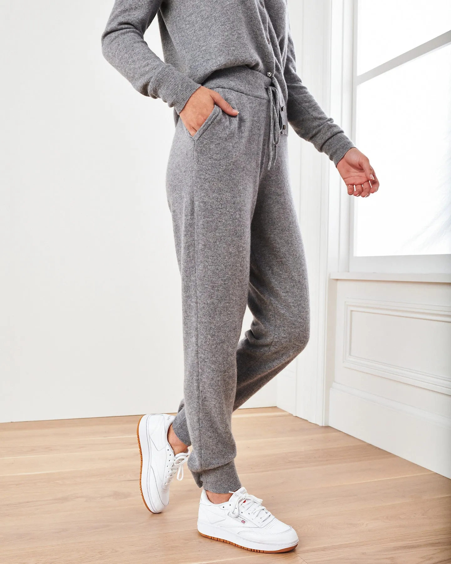 Lightweight Mongolian Cashmere Sweatpants