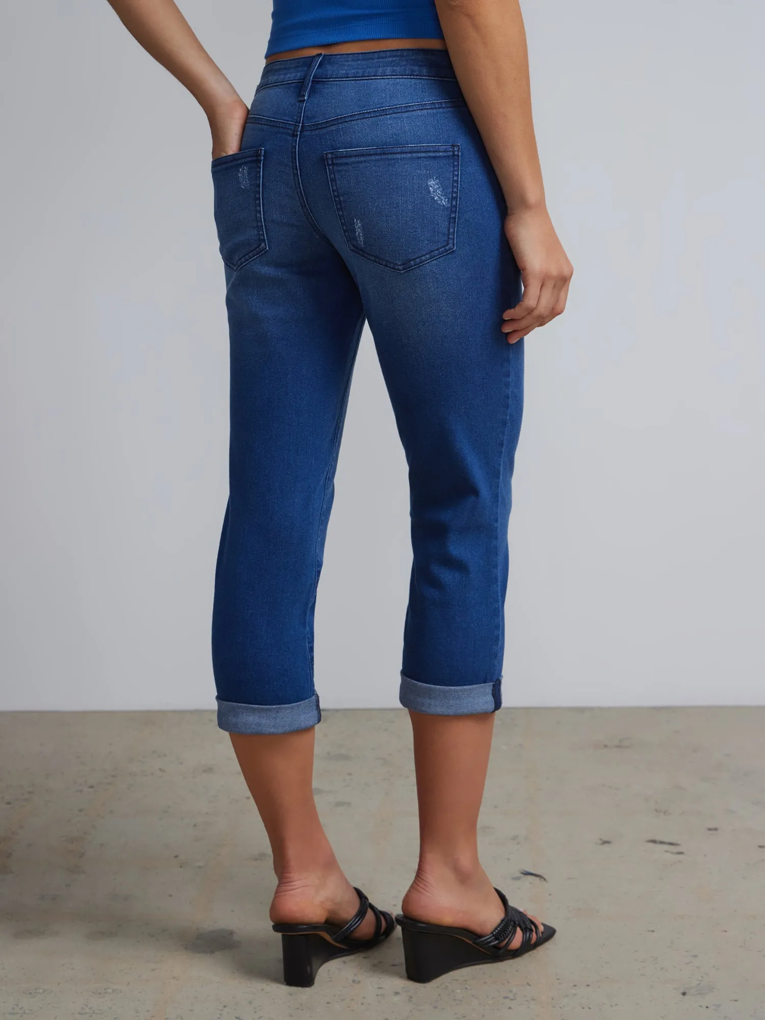 Mid-Rise Boyfriend Capri Jeans - Dark Wash