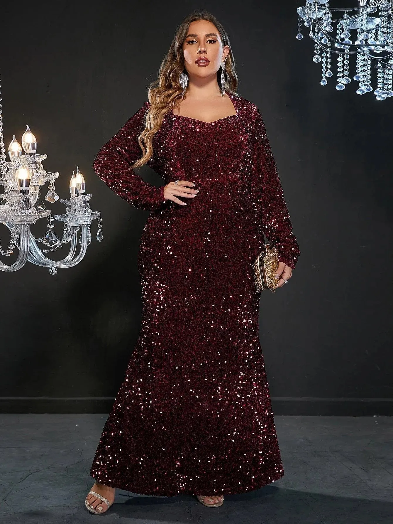 Plus Sweetheart Neck Long Sleeve Sequin Prom Dresses