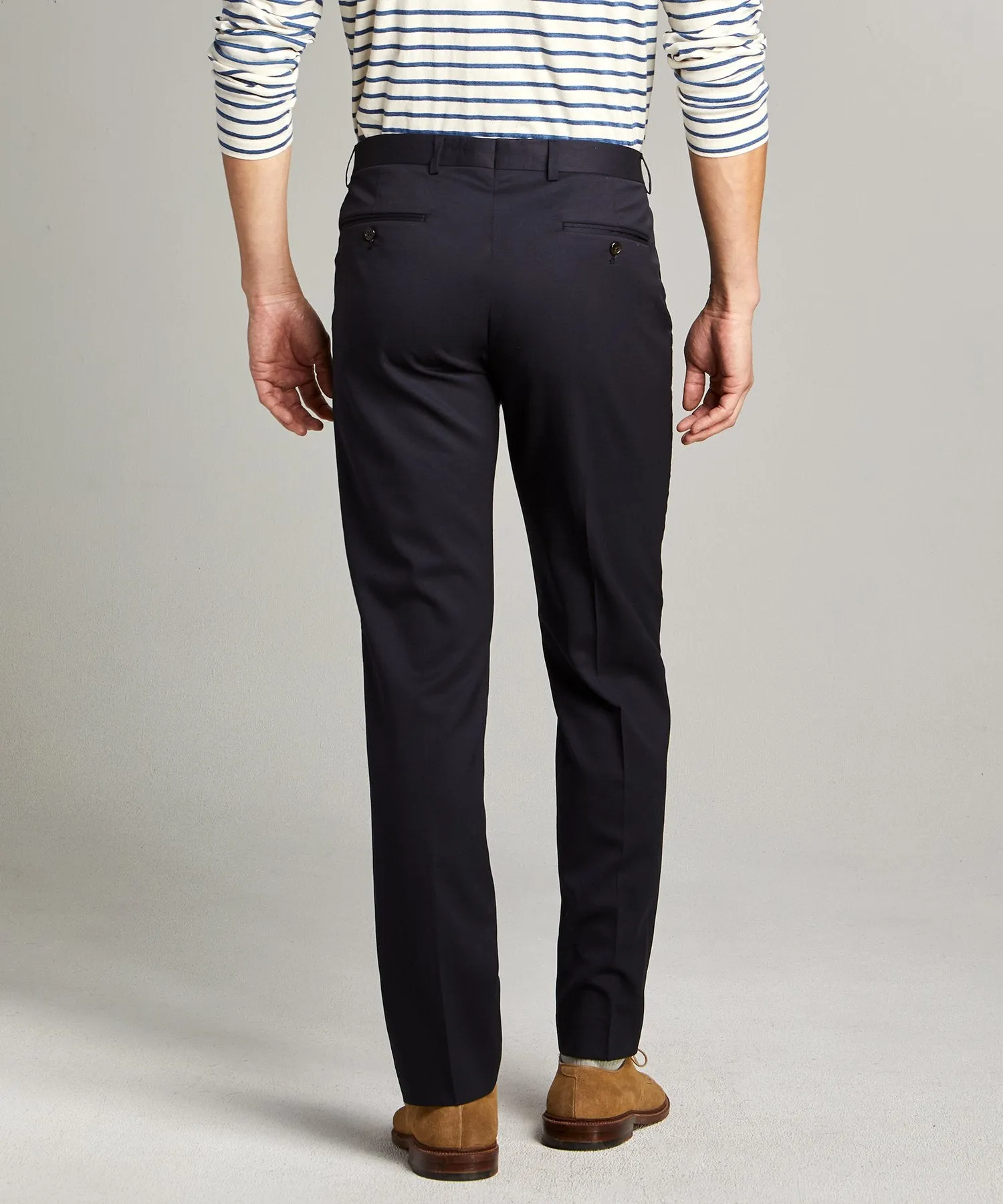 Sutton Stretch Tropical Wool Suit in Navy