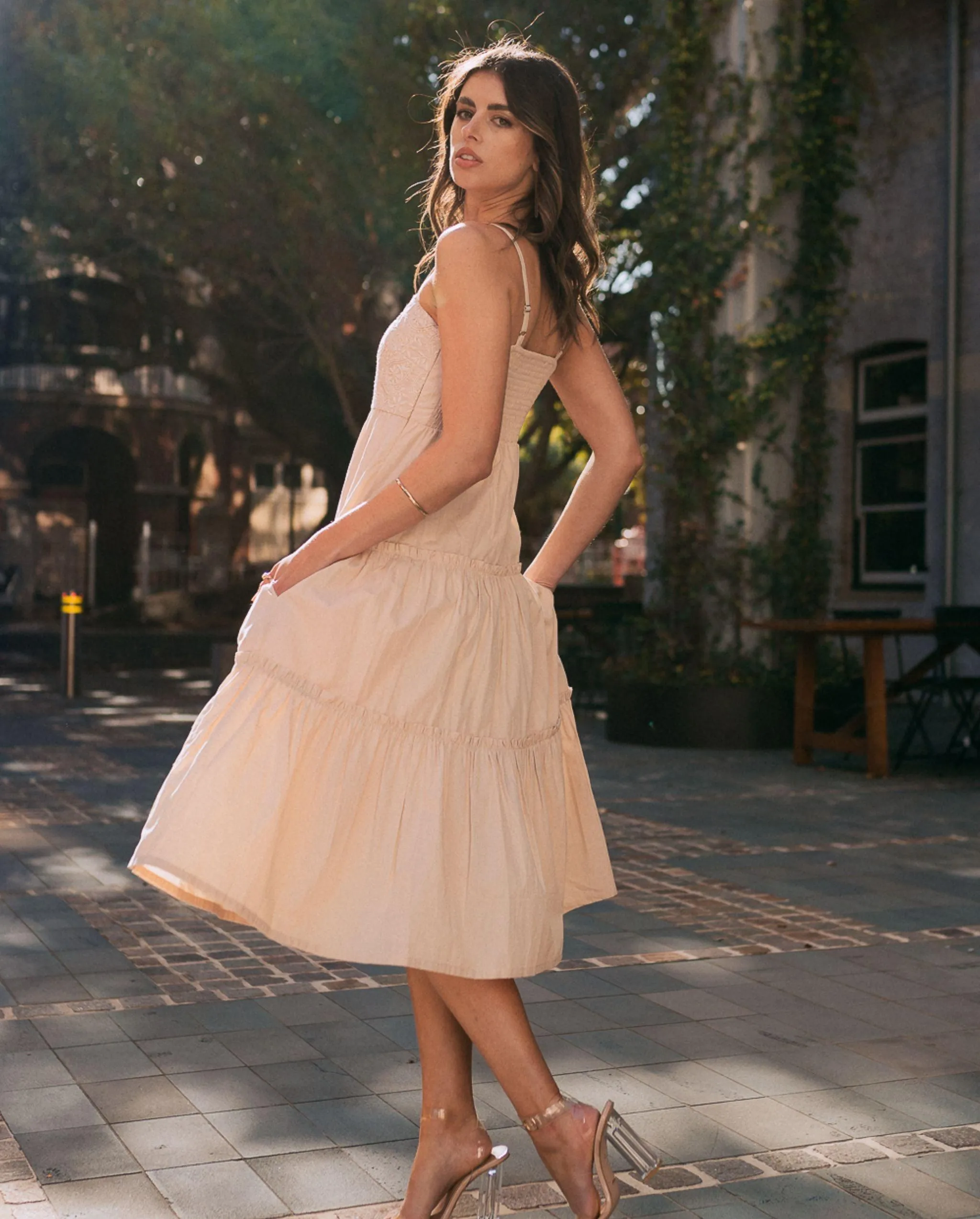 Zaafira Tiered Midi Dress
