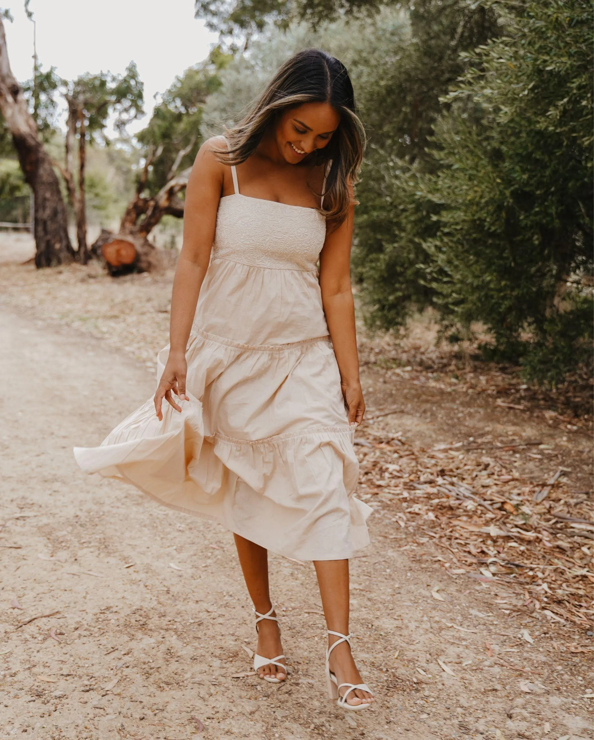 Zaafira Tiered Midi Dress