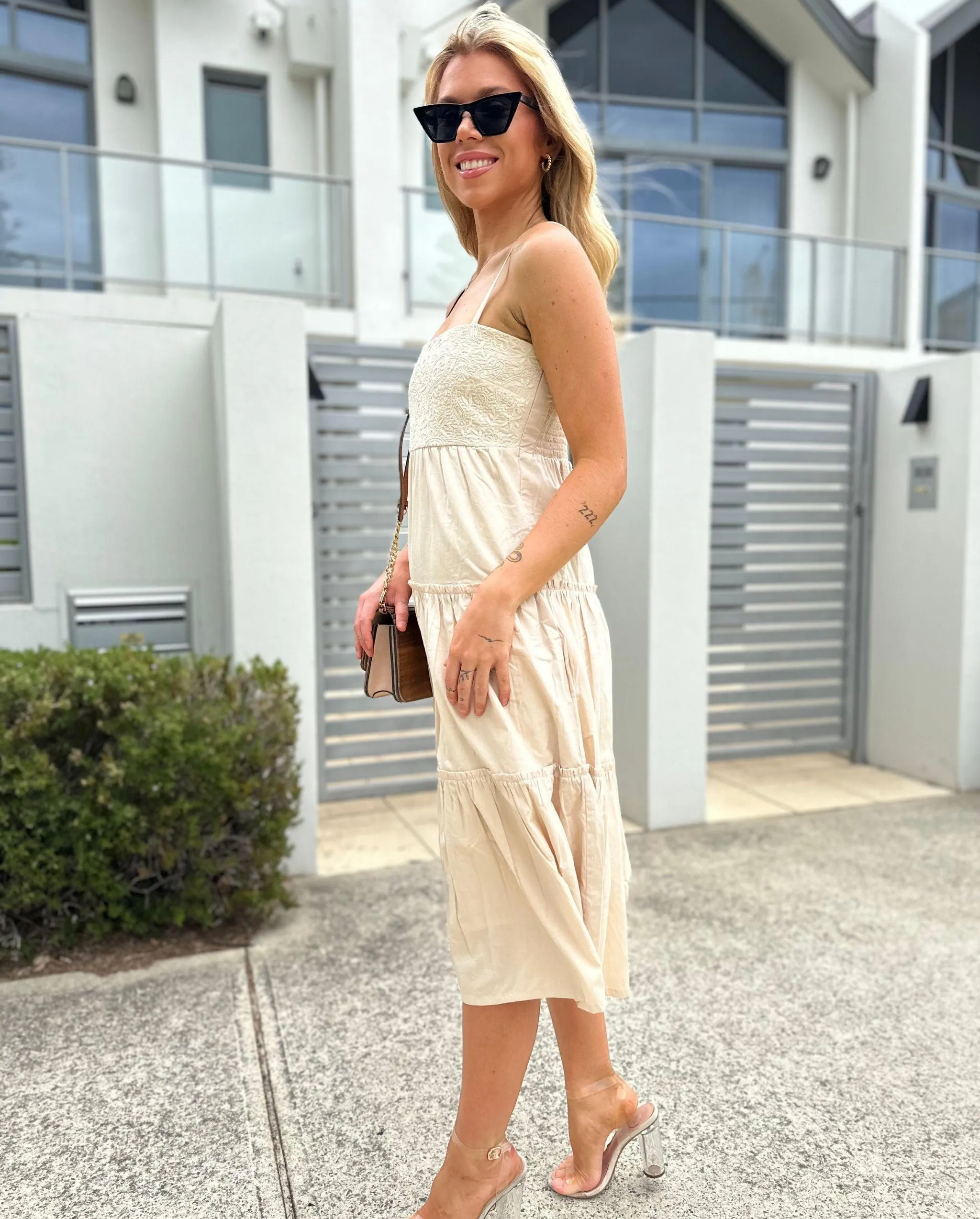 Zaafira Tiered Midi Dress